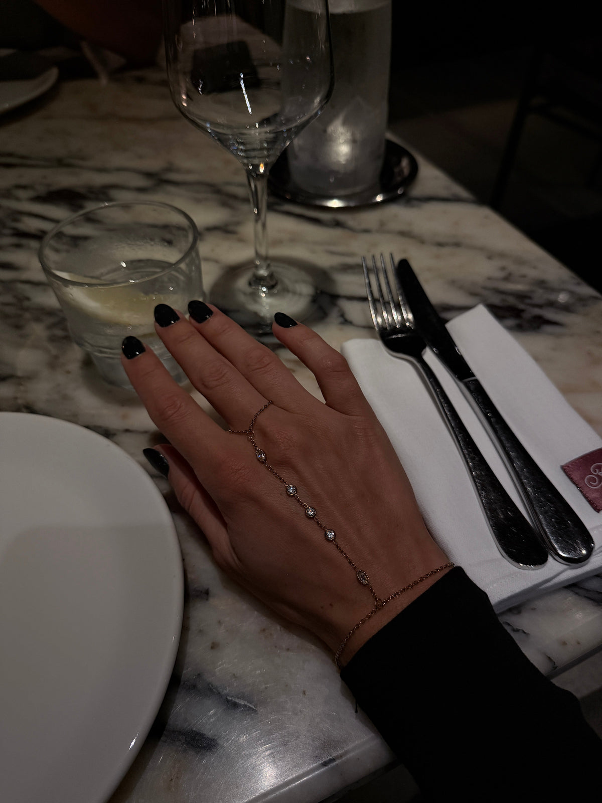 HALO. Hand chain